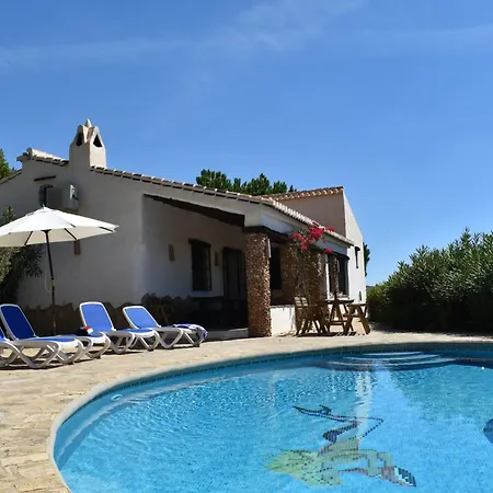 Hébergement de vacances Carrulo Mit Privatem Pool *